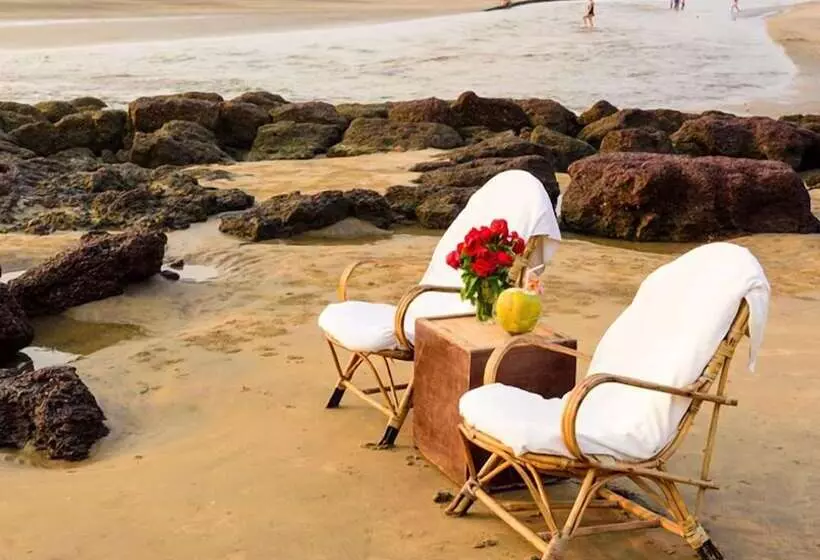 Royal Aarya Beach Resort