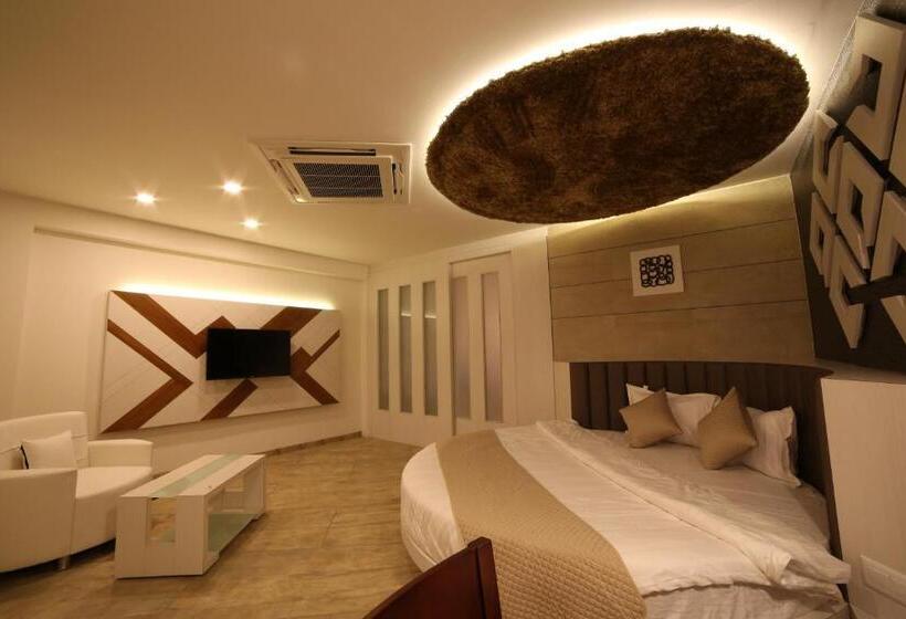 בית מלון כפרי Arizona Inn