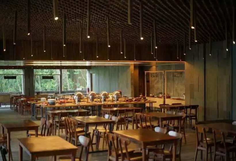 Hôtel Dafam Wonosobo