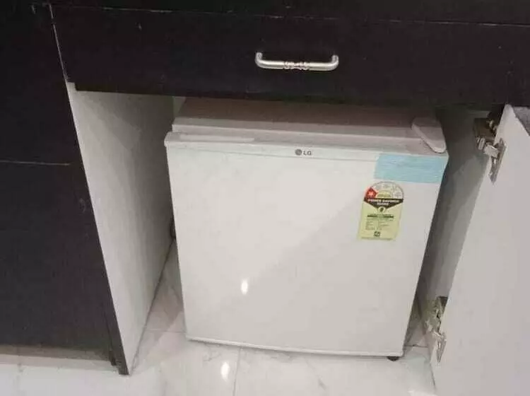 هتل Friends Club Resort & Restaurant