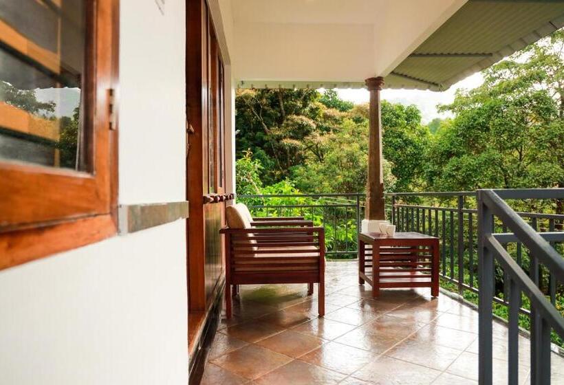 בית מלון כפרי Golden Fern Resort