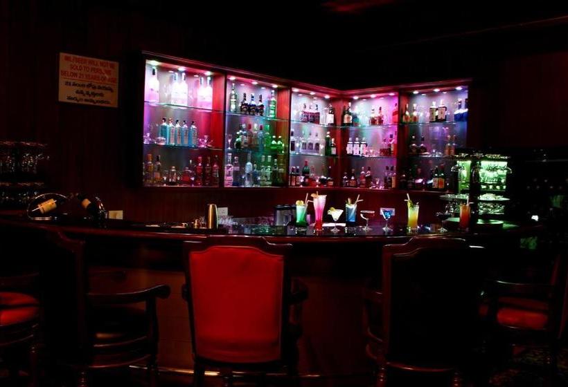 Hotelli Celestia Suites At Leonia