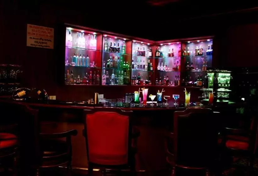 Hotelli Celestia Suites At Leonia