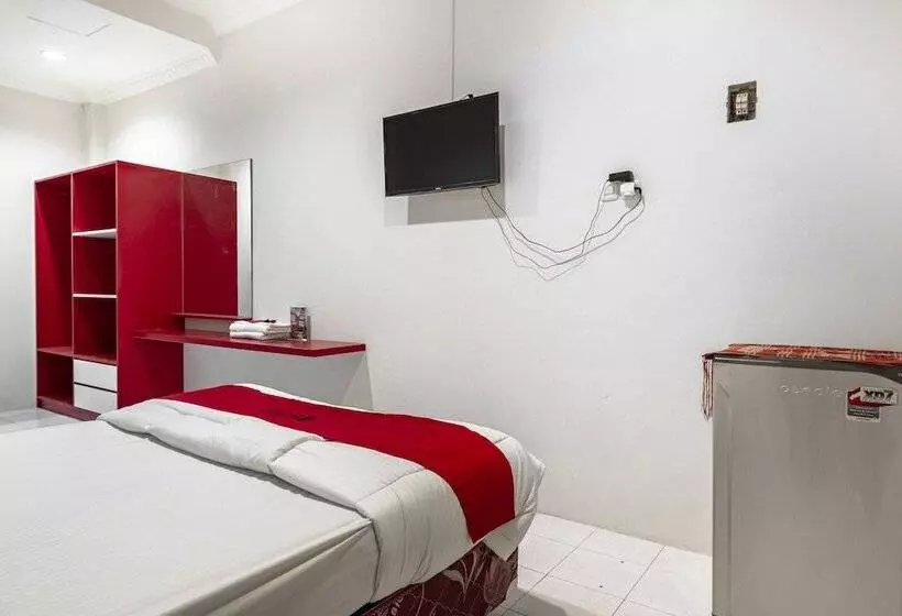 Majatalo Reddoorz Plus @ Gunungsari Surabaya