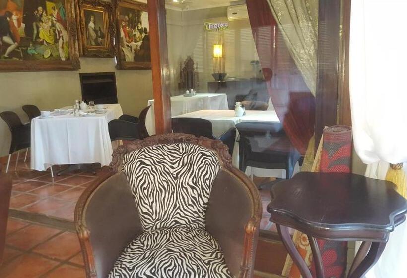 פנסיון Tropical Beach Boutique Guesthouse