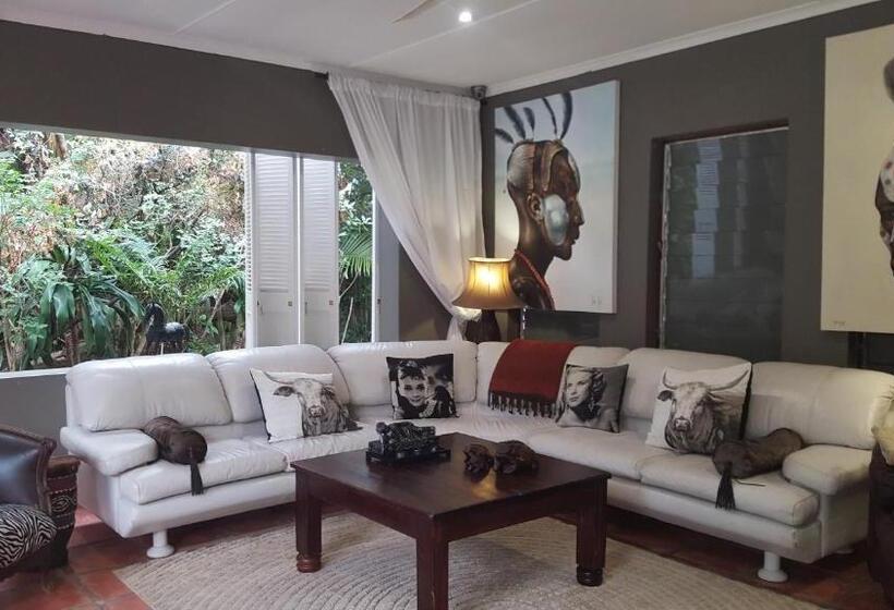 פנסיון Tropical Beach Boutique Guesthouse