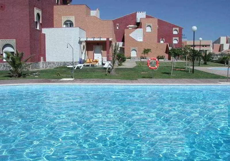 Apartamentos La Menara