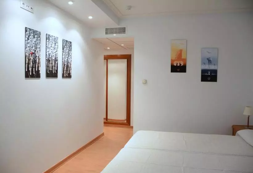 هتل Águilas Playa