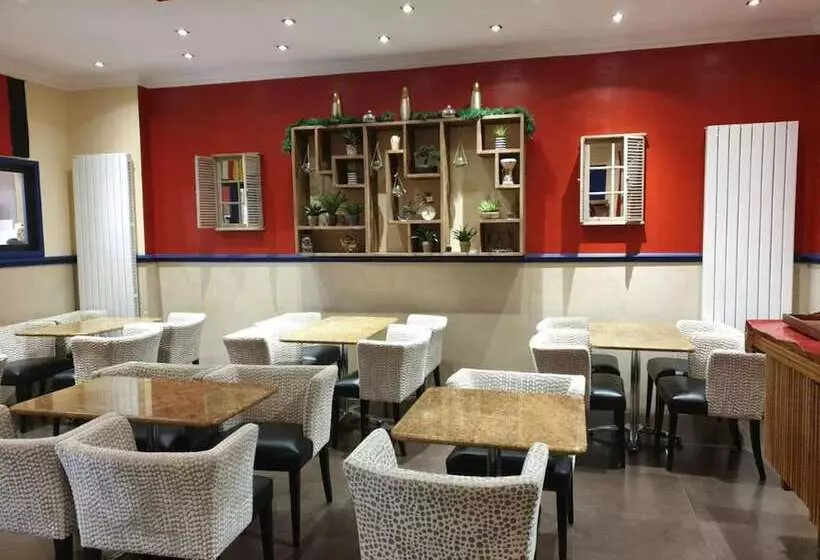 Отель Antares Hostel