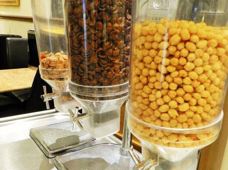 هتل Antares Hostel