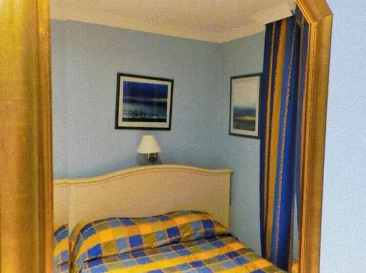 Отель Antares Hostel