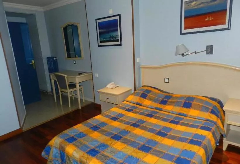 Отель Antares Hostel