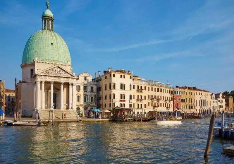 هتل Antiche Figure