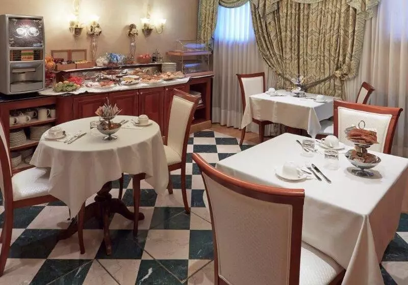 هتل Antiche Figure