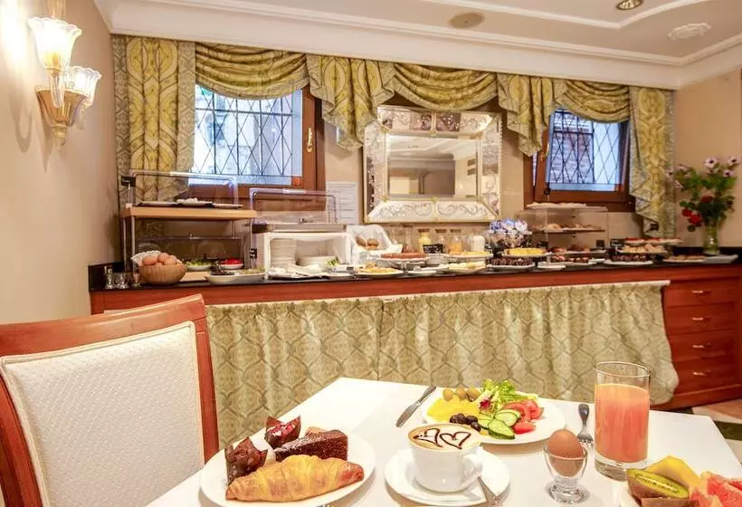 هتل Antiche Figure