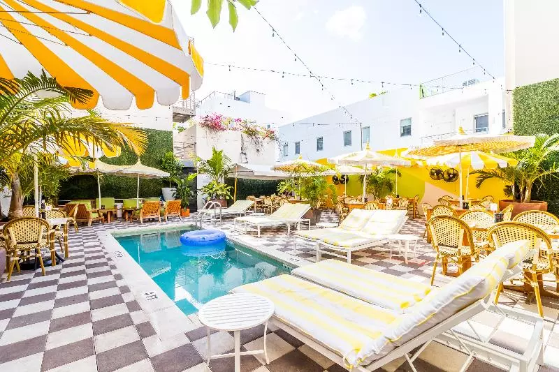 Clinton Hotel South Beach