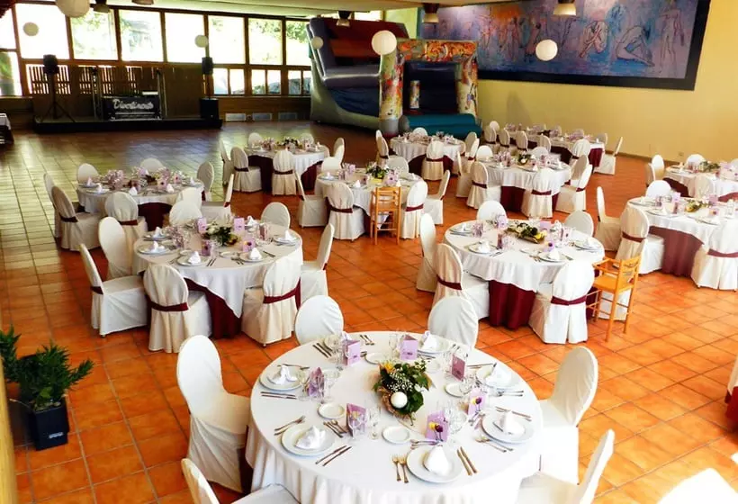 בית מלון כפרי El Jou