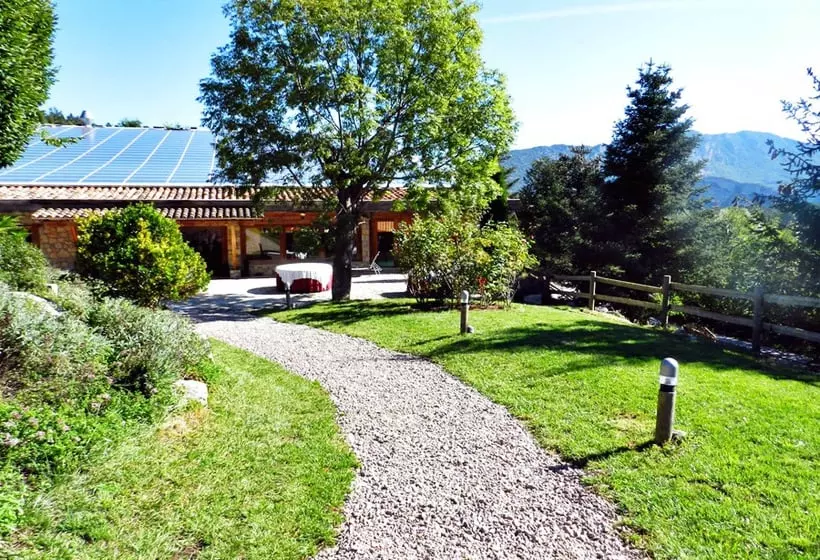 בית מלון כפרי El Jou