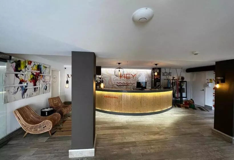 ホテル Hey Peñíscola