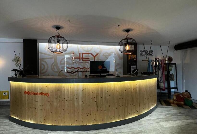 هتل Hey Peñíscola