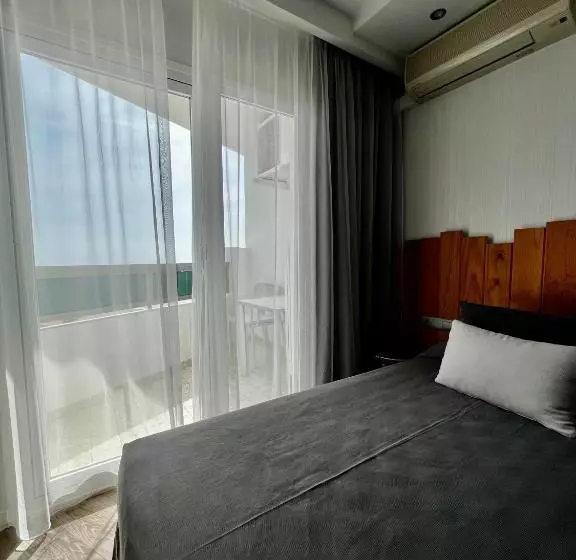 ホテル Hey Peñíscola