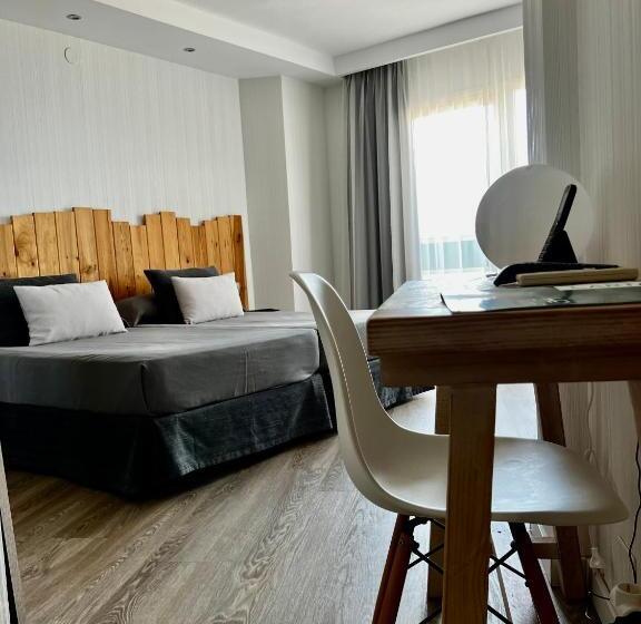 هتل Hey Peñíscola