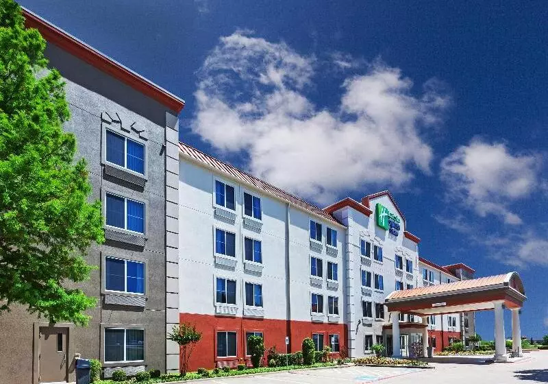 Holiday Inn Express Hotel & Suites Dallas Lewisville, An Ihg