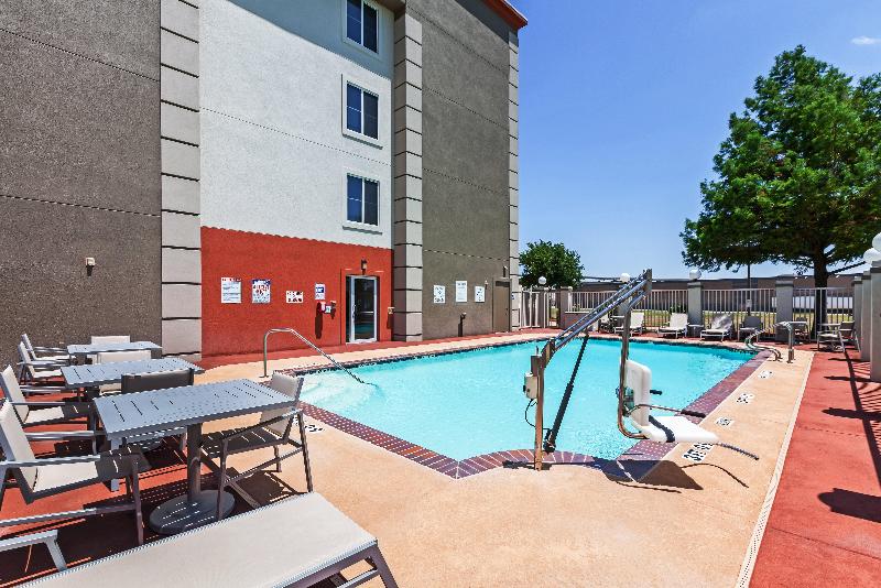 Holiday Inn Express Hotel & Suites Dallas Lewisville, An Ihg