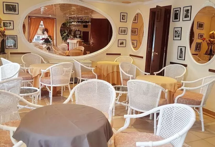 酒店 La Residencia