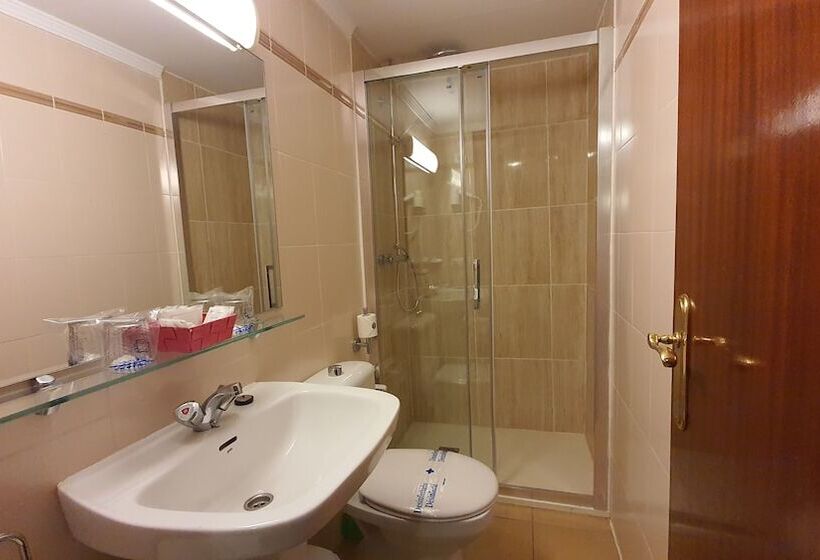 هتل La Residencia