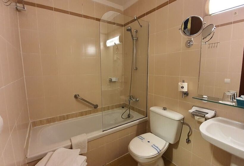 هتل La Residencia