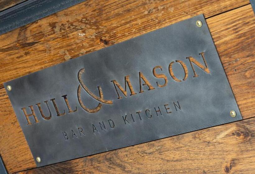 בית מלון כפרי Marriott Boston Quincy