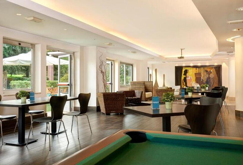 Hotel Occidental Aran Park