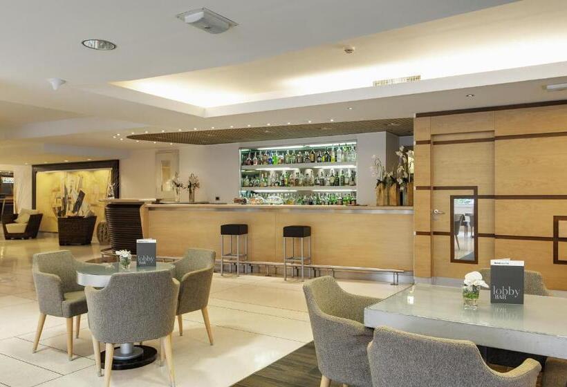 Hotel Occidental Aran Park