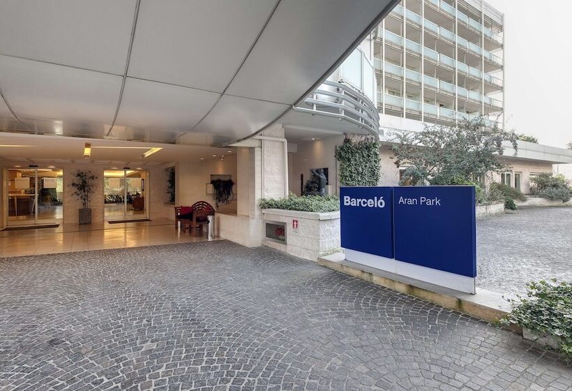 Hotel Occidental Aran Park