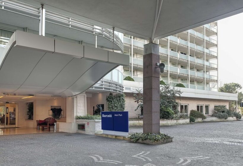 Hotel Occidental Aran Park