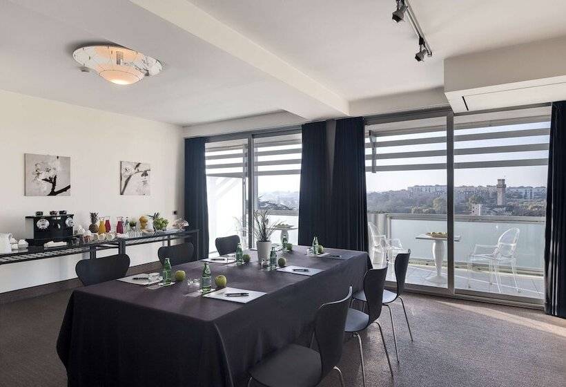 Hotel Occidental Aran Park