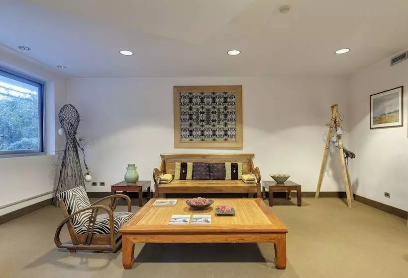 هتل Occidental Aran Park