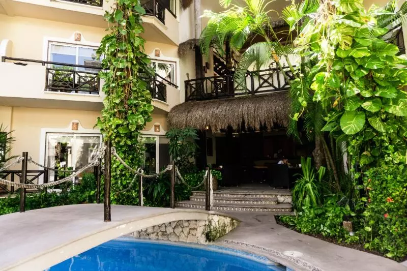 هتل Riviera Del Sol