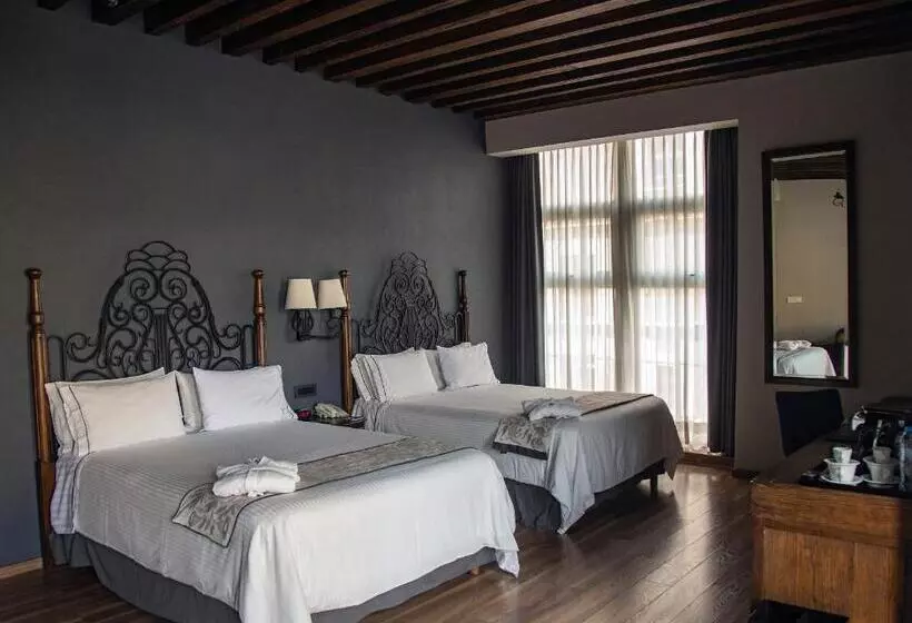 هتل Zocalo Central & Rooftop Mexico City