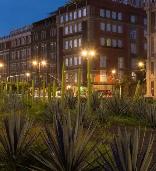 هتل Zocalo Central & Rooftop Mexico City