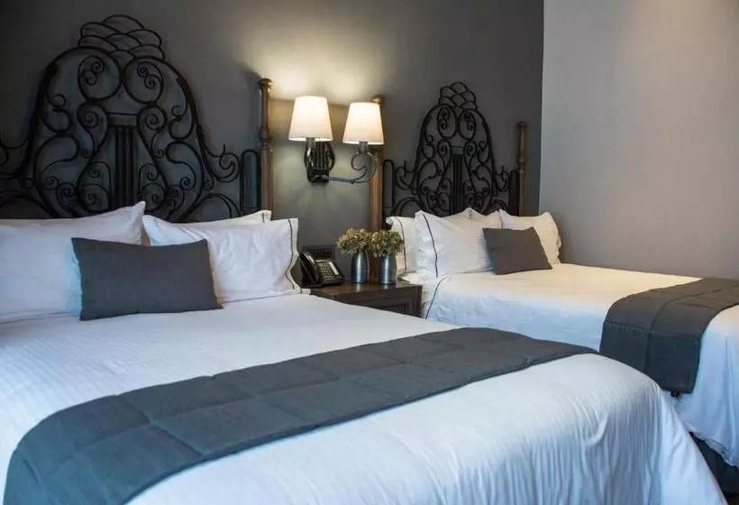 هتل Zocalo Central & Rooftop Mexico City