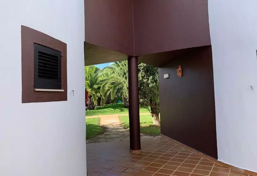 Nuramar Resort & Villas