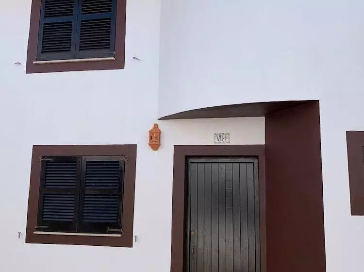 Nuramar Resort & Villas