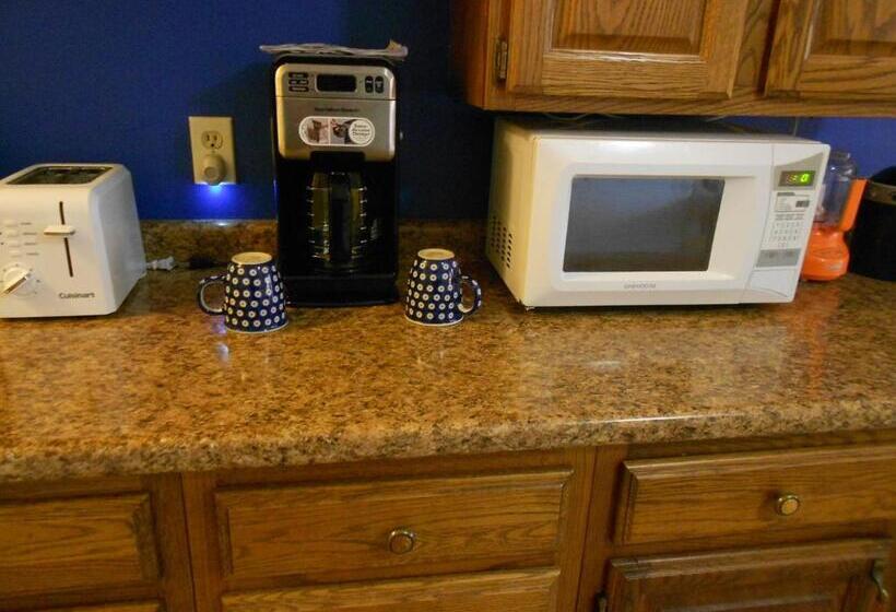 Cavalier Cottage B&b