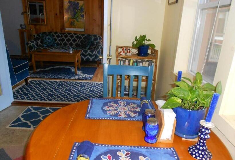 Cavalier Cottage B&b