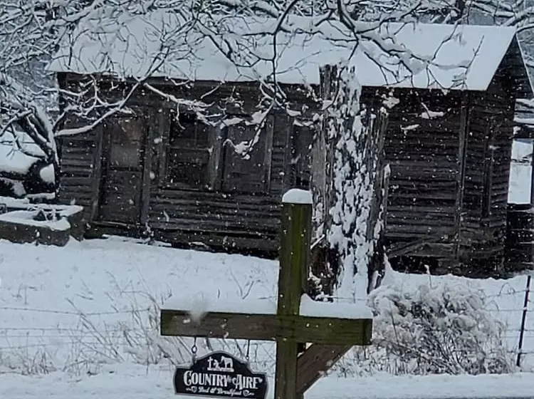 Country Aire Bed & Breakfast