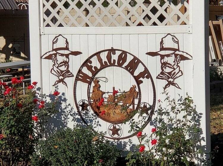 Country Aire Bed & Breakfast