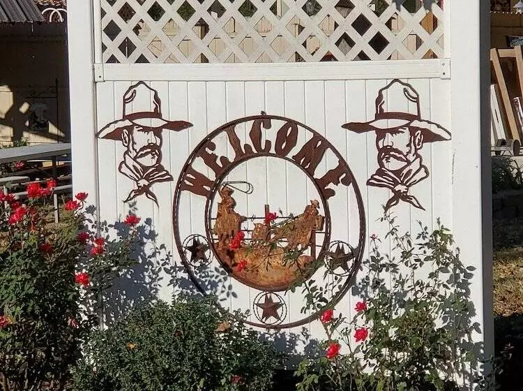 Country Aire Bed & Breakfast