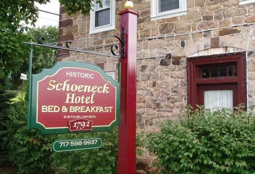 Historic Schoeneck Hotel B&b